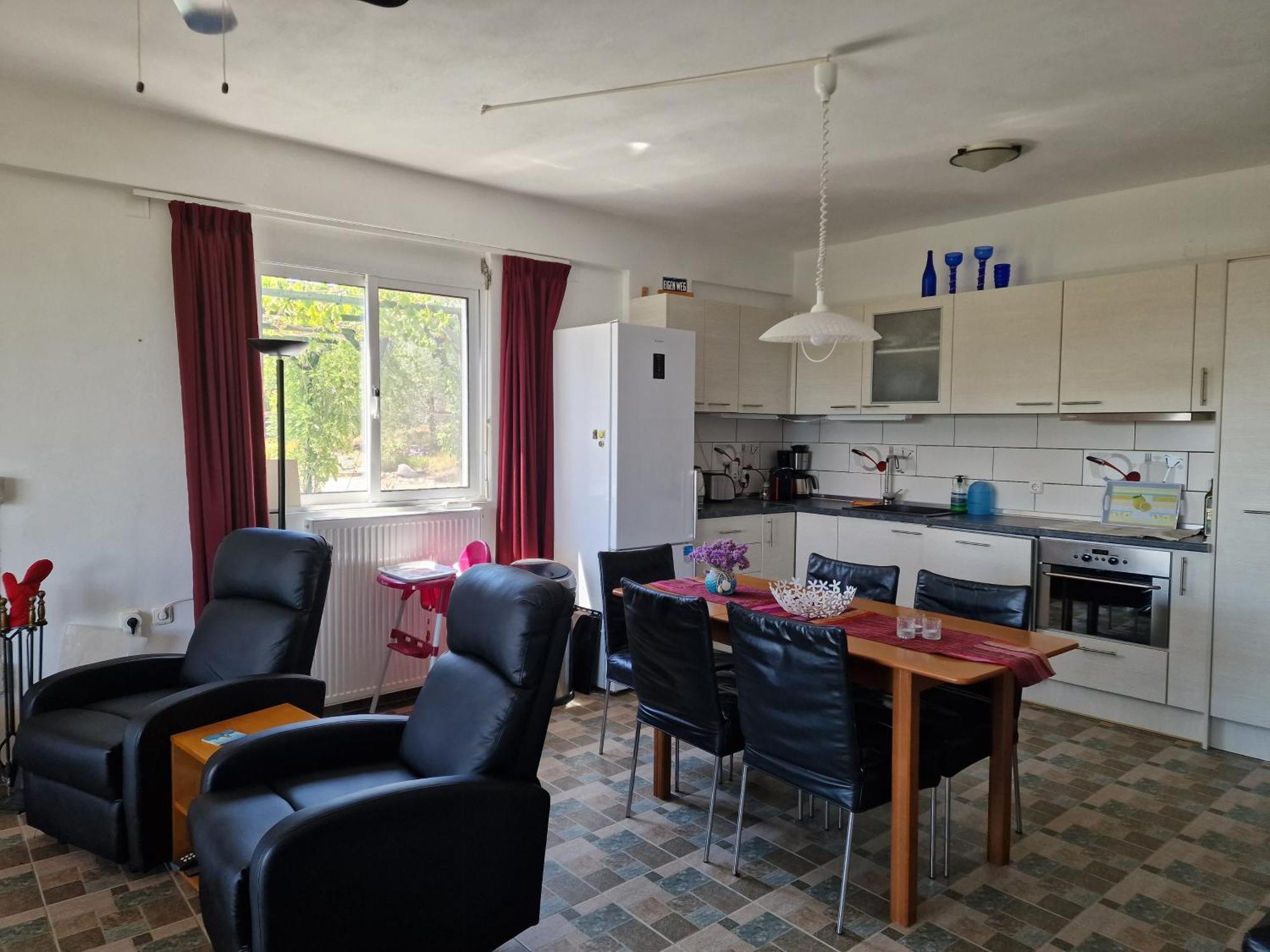 Grieks Vakantiehuis To Kalokairi Kougaíika Exteriér fotografie