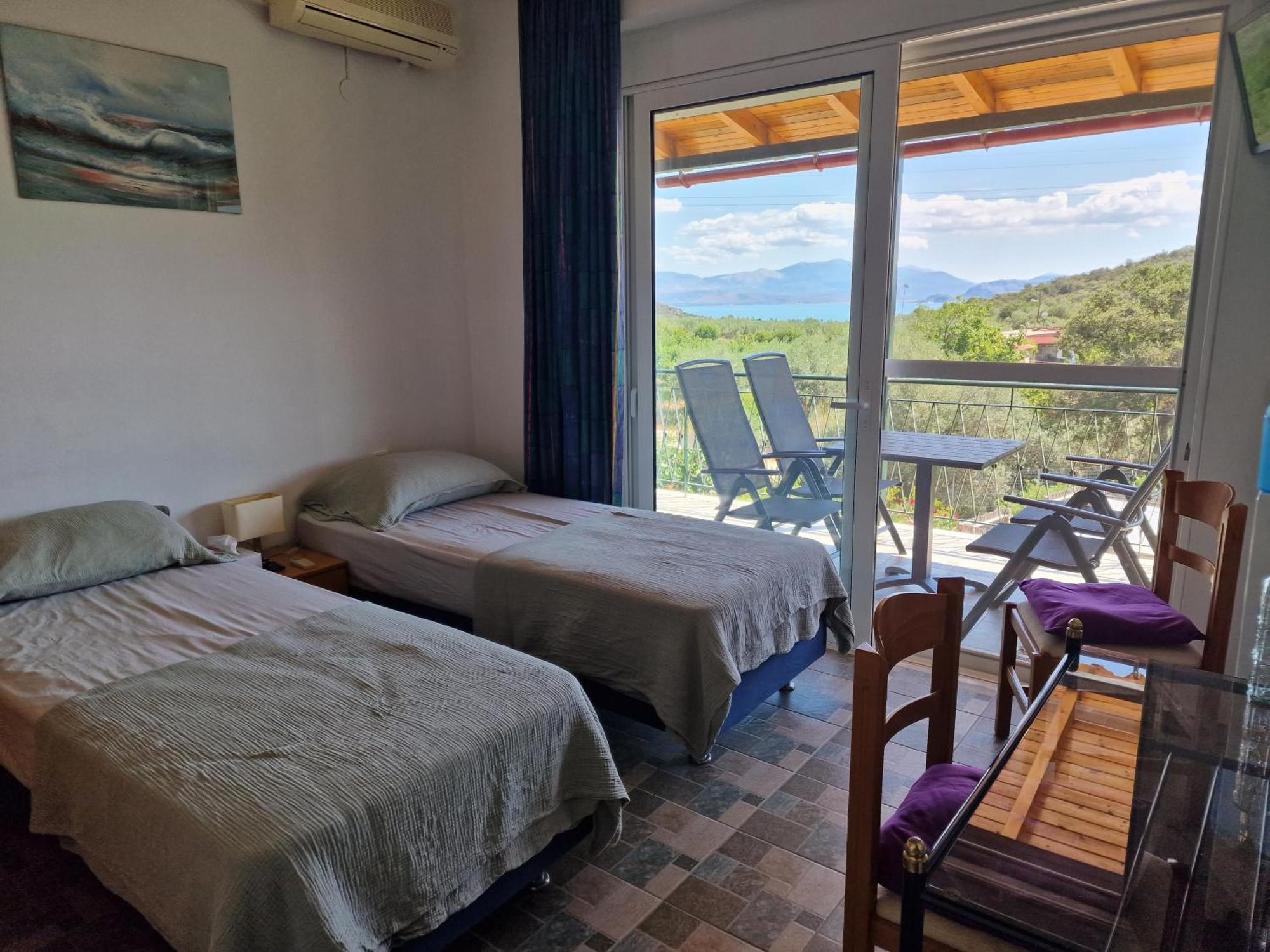 Grieks Vakantiehuis To Kalokairi Kougaíika Exteriér fotografie